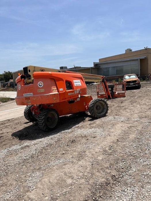 2019 JLG 660SJ 4WD w/Deutz Diesel Engine, FF Tires, Beacon, Welder-Ready Package