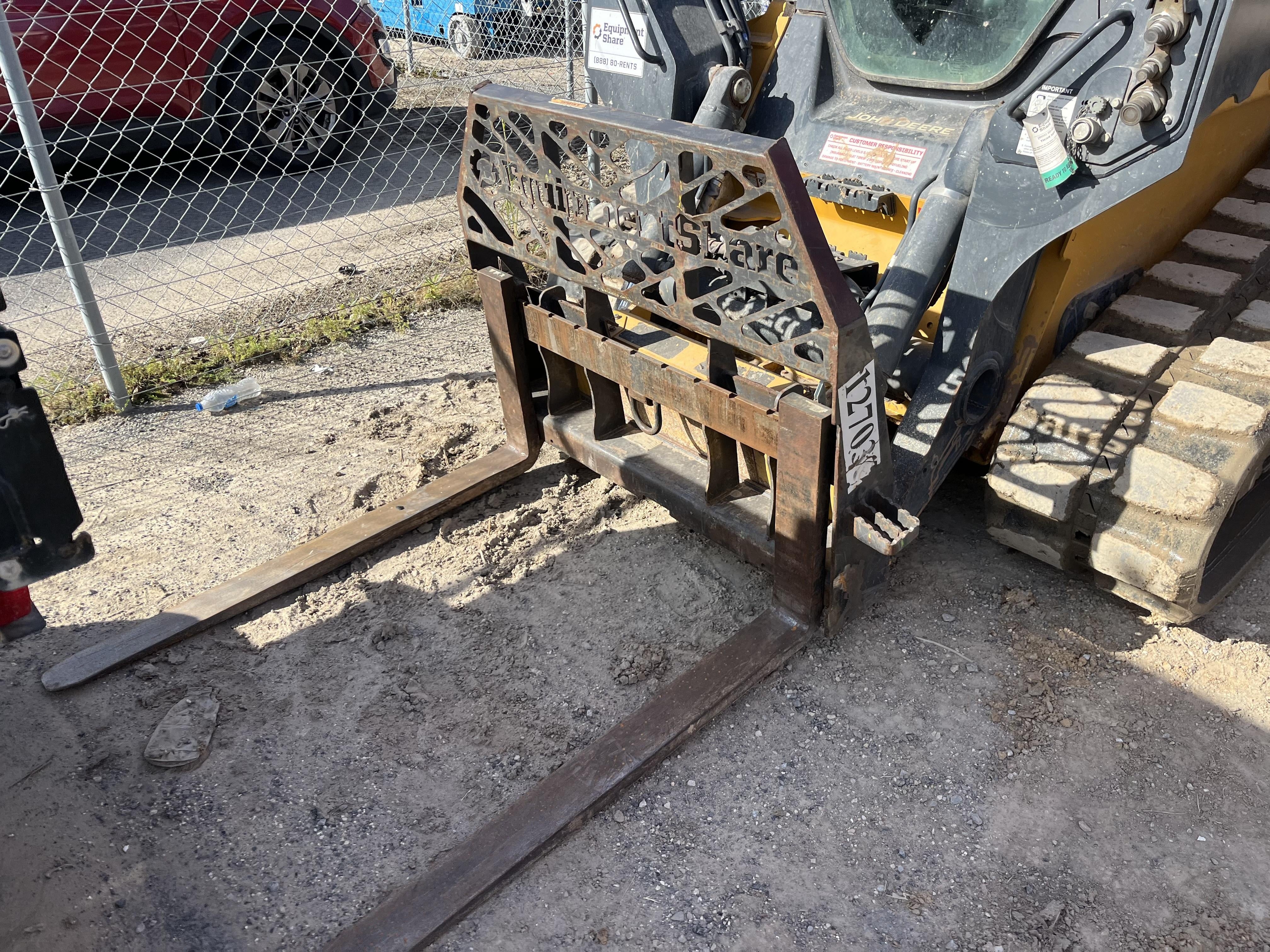2021 PALADIN 48" Pallet Forks - Paladin