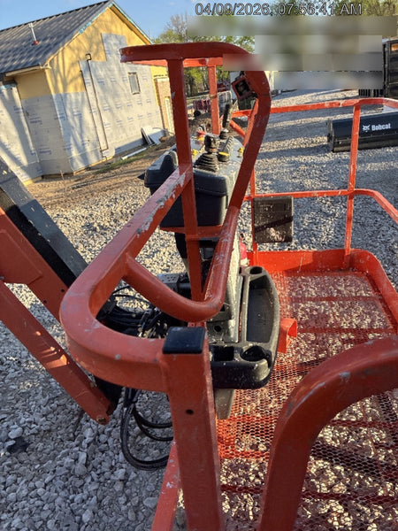 2020 JLG 660SJ