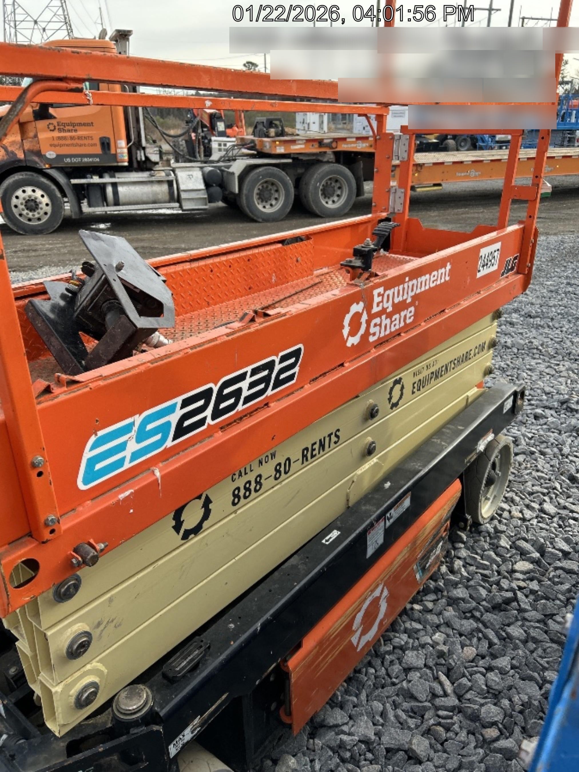 2022 JLG ES2632
