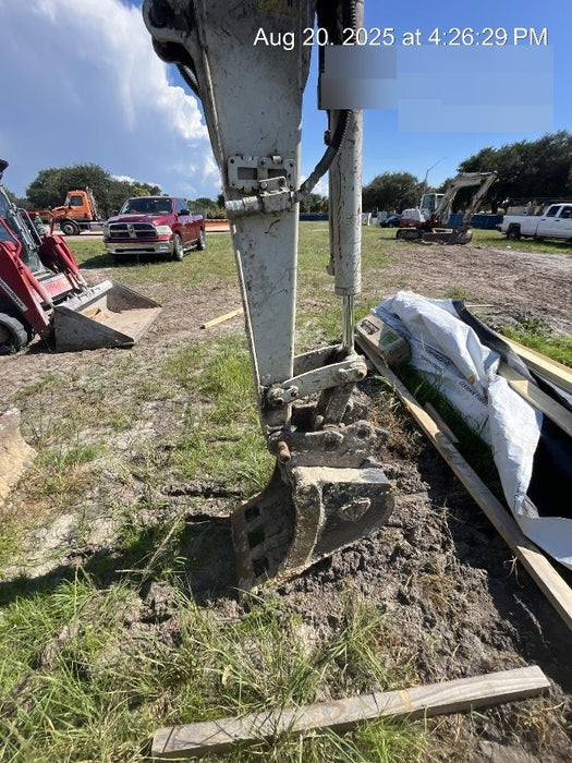 2020 TAKEUCHI TB235-2R