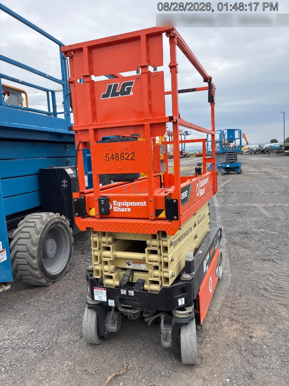 2025 JLG ES1932