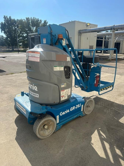 2020 GENIE GR-26J