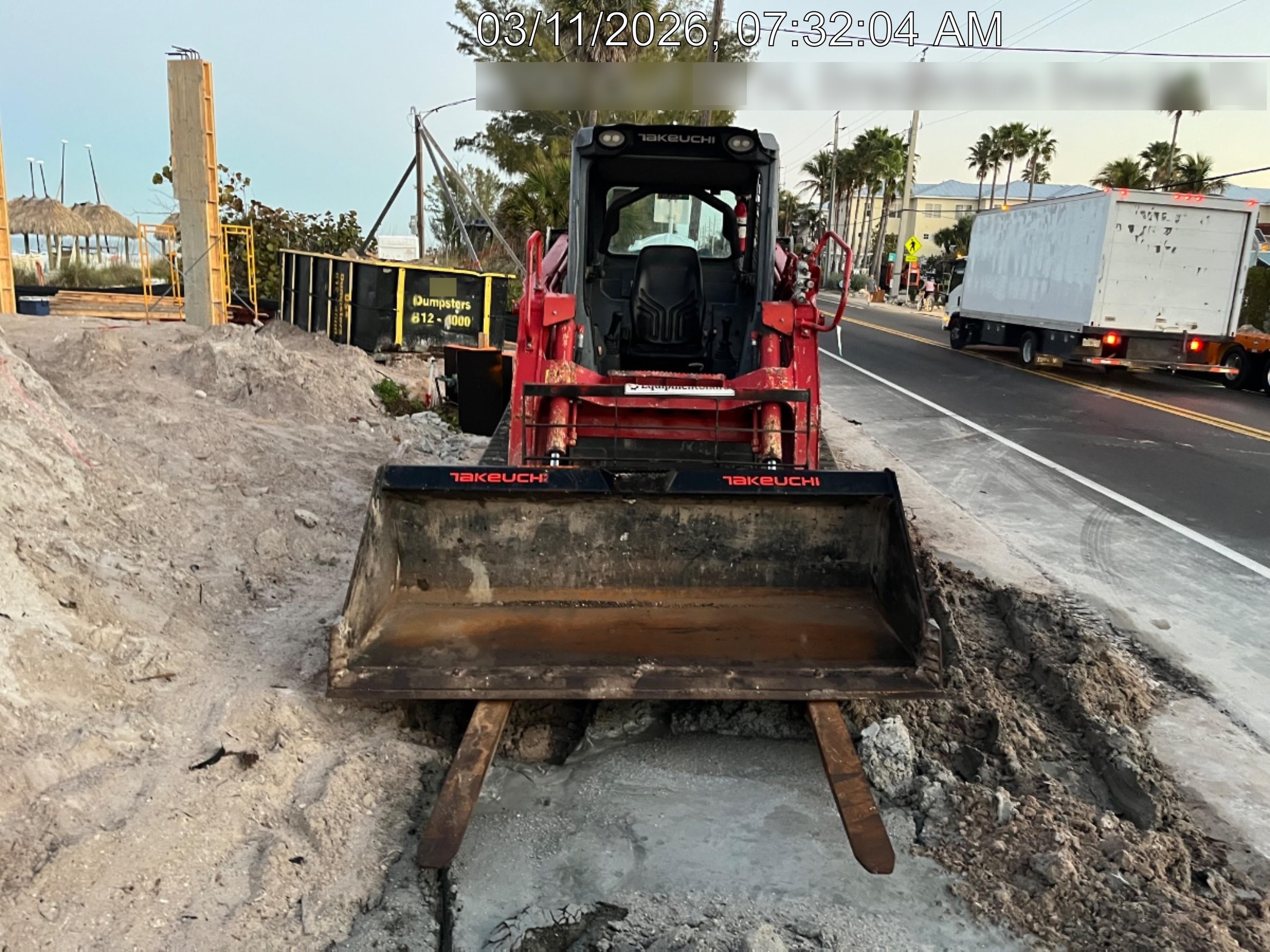 2025 TAKEUCHI 80" Smooth Bucket - Takeuchi