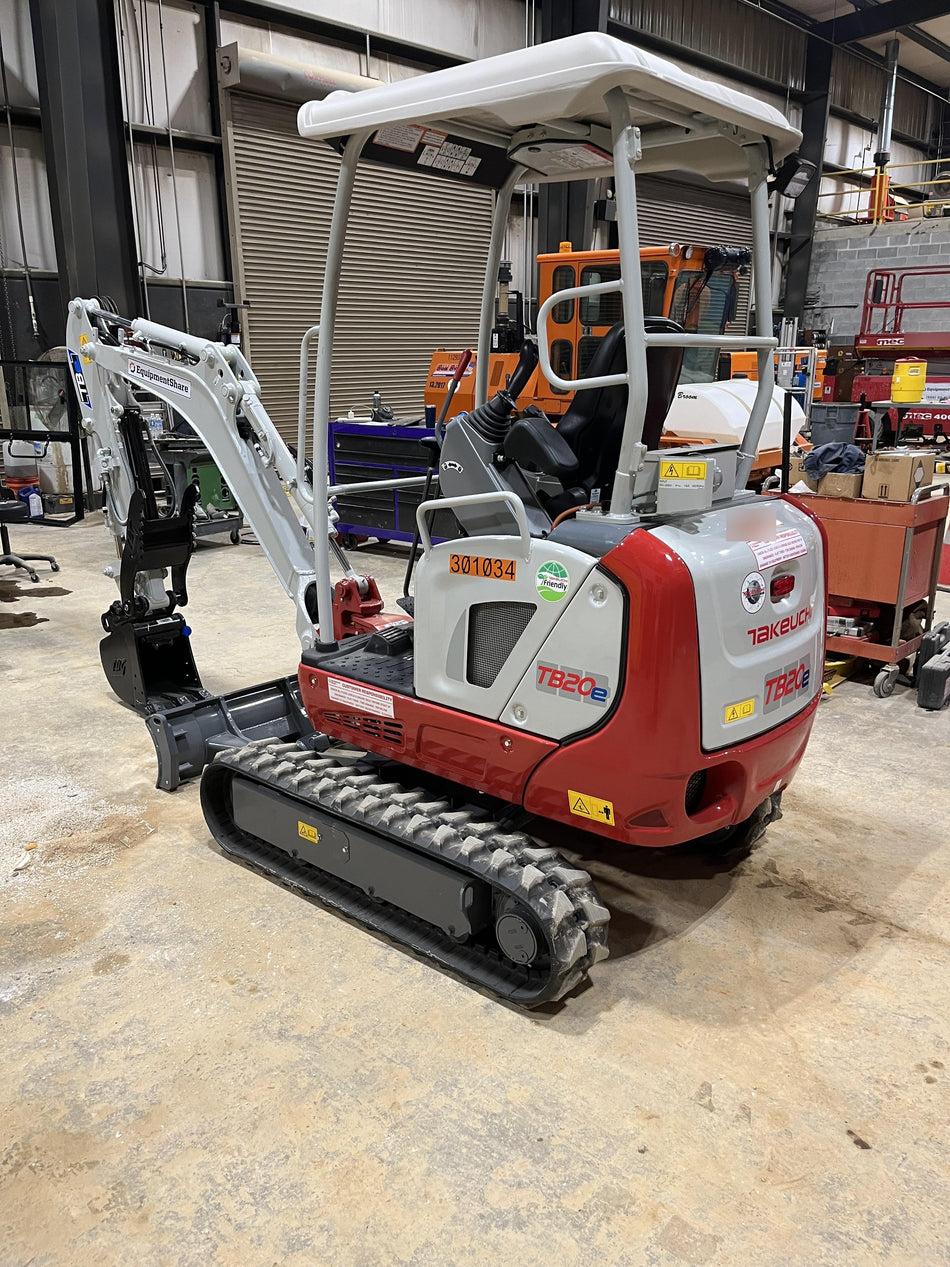 2023 TAKEUCHI TB20e