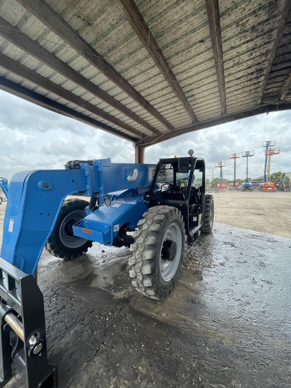 2022 GENIE GTH-844