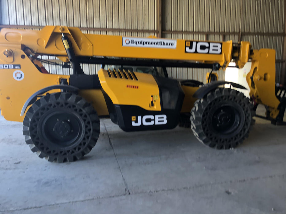 2020 JCB 509-42 Canopy, Solid Tires, Work Lights, Beacon, Aux Hydraulics, Back up Alarm, Lifting Eye, ES Decals