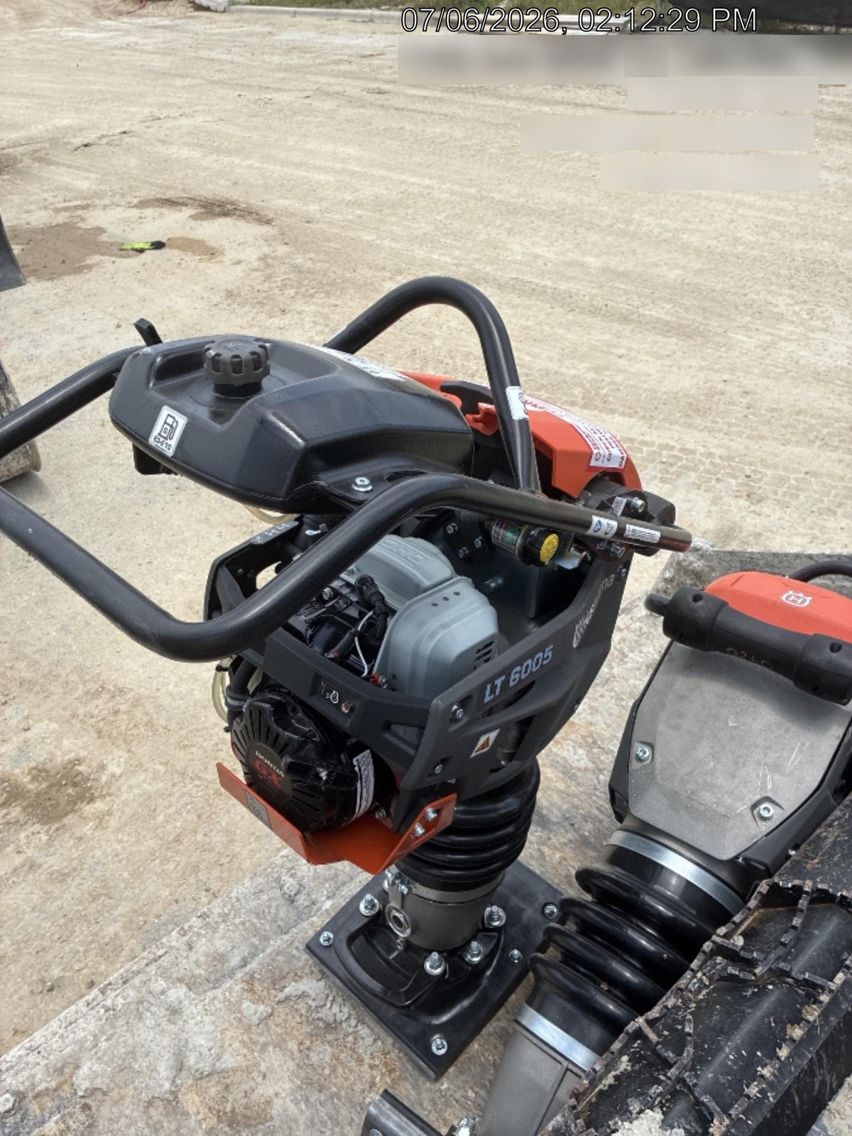 2026 HUSQVARNA LT6005