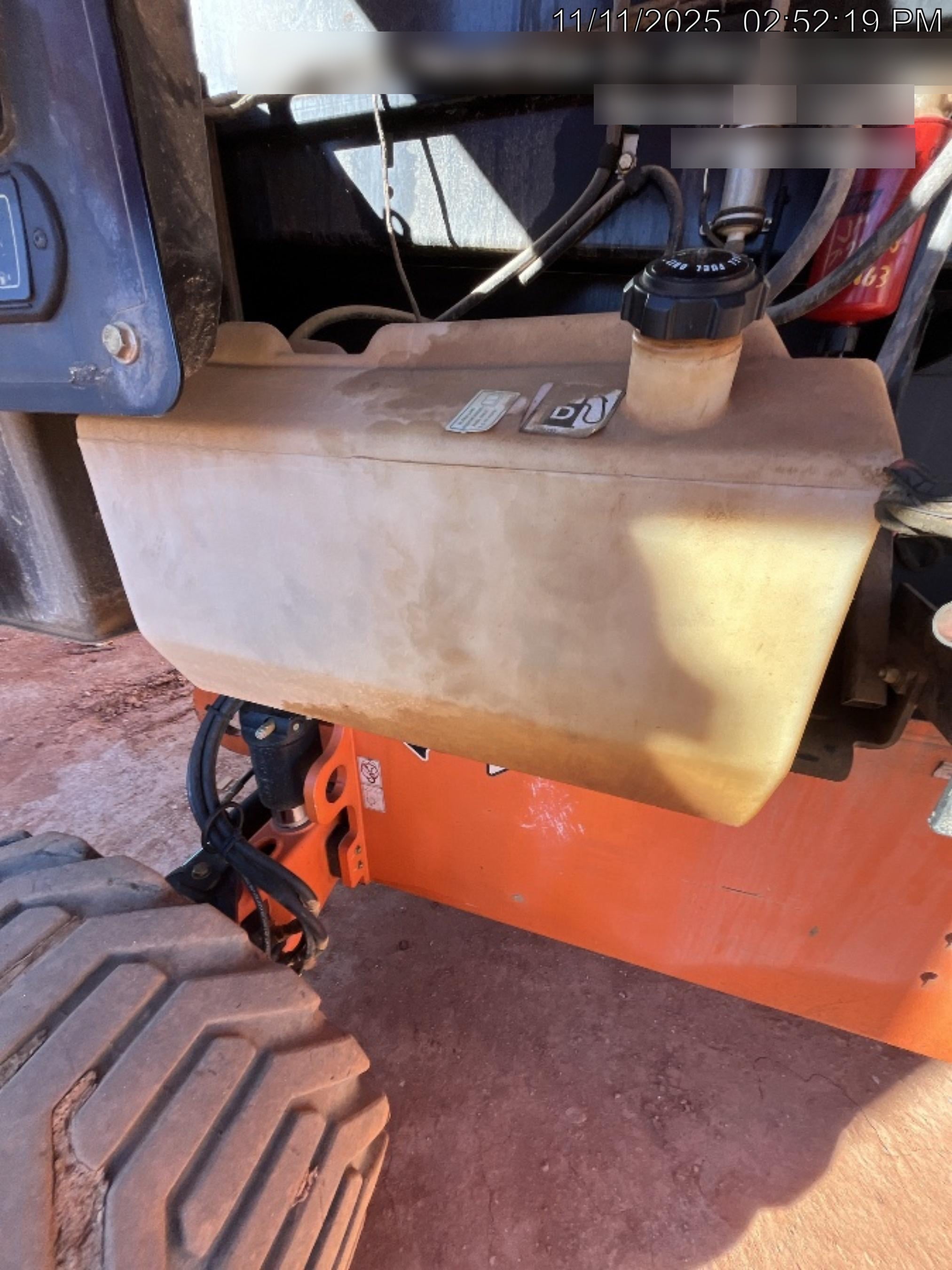 2020 JLG 660SJ