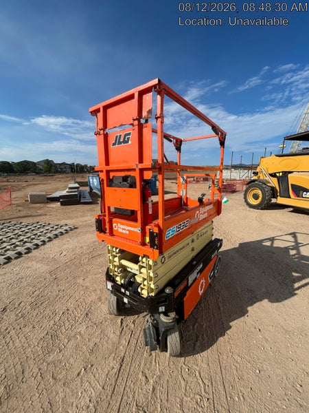 2022 JLG ES1932