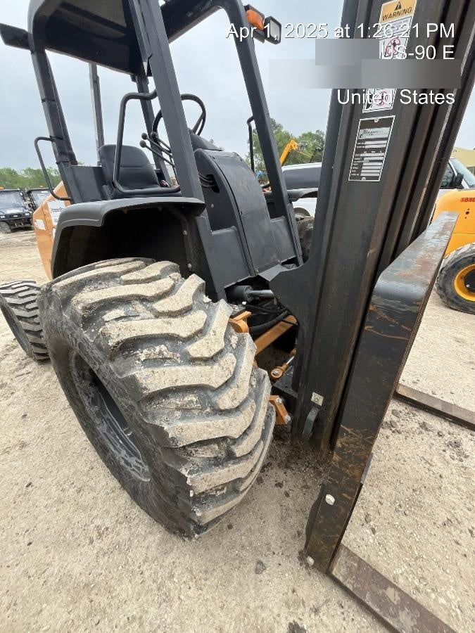 2019 CASE 588H