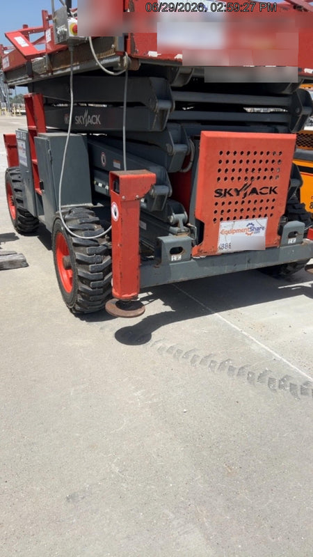 2016 SKYJACK SJ8841 RT