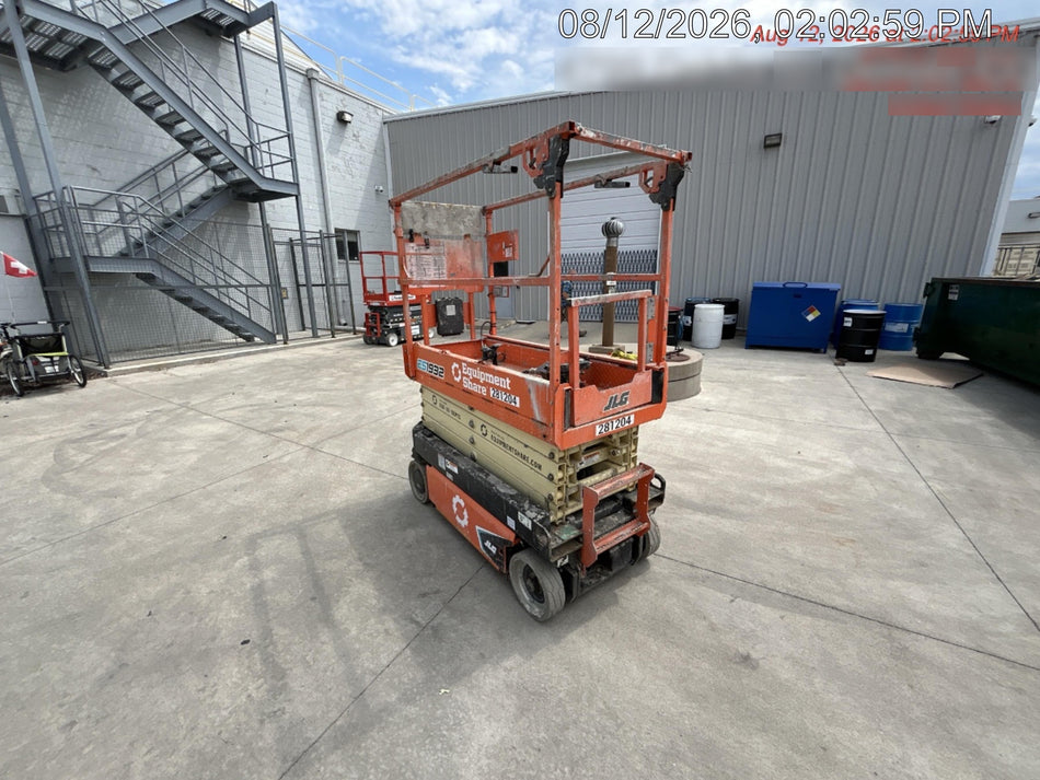 2022 JLG ES1932