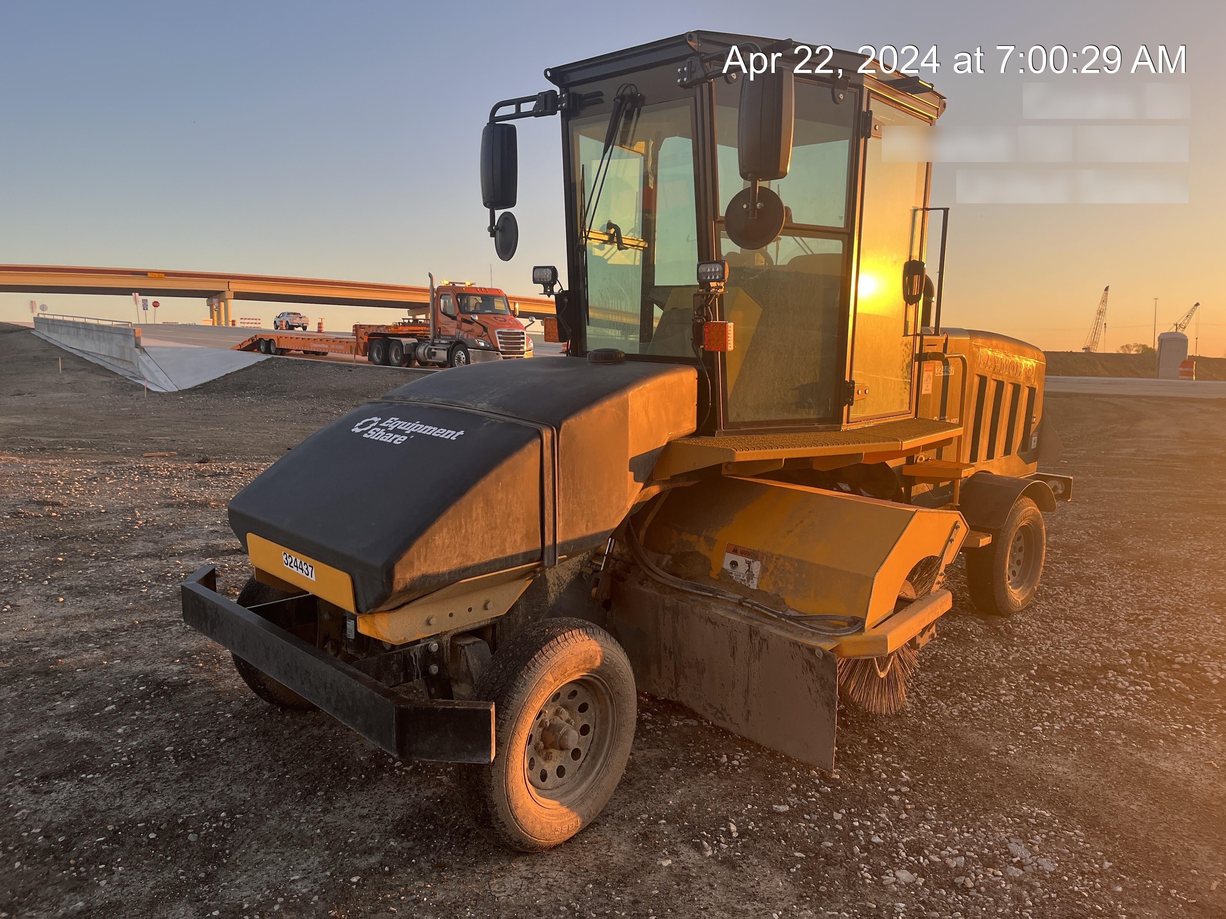 2023 LAYMOR SM450