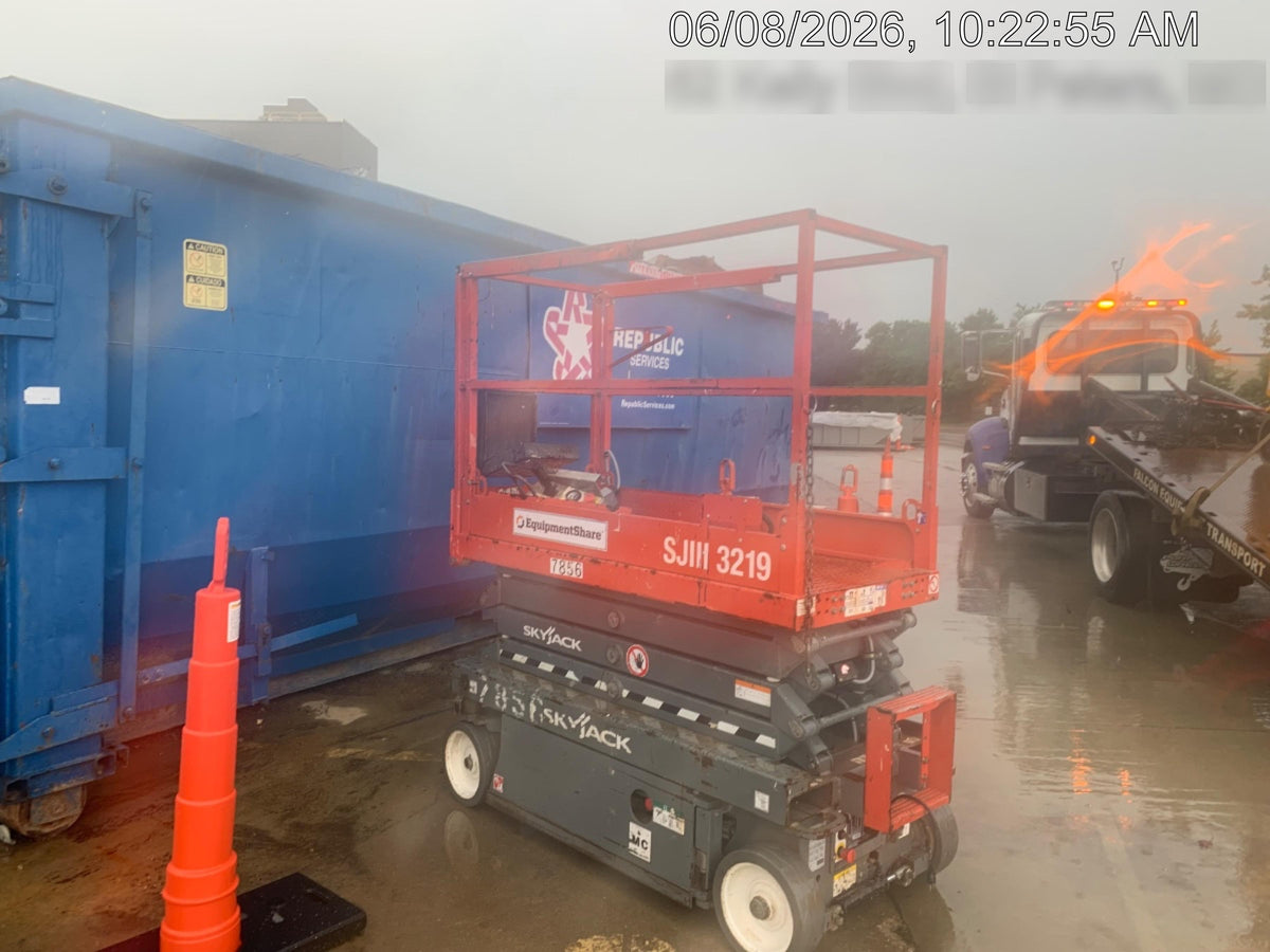 2018 Skyjack SJIII-3219 Skyjack SJIII3219 Scissor Lift w/Trojan Batteries