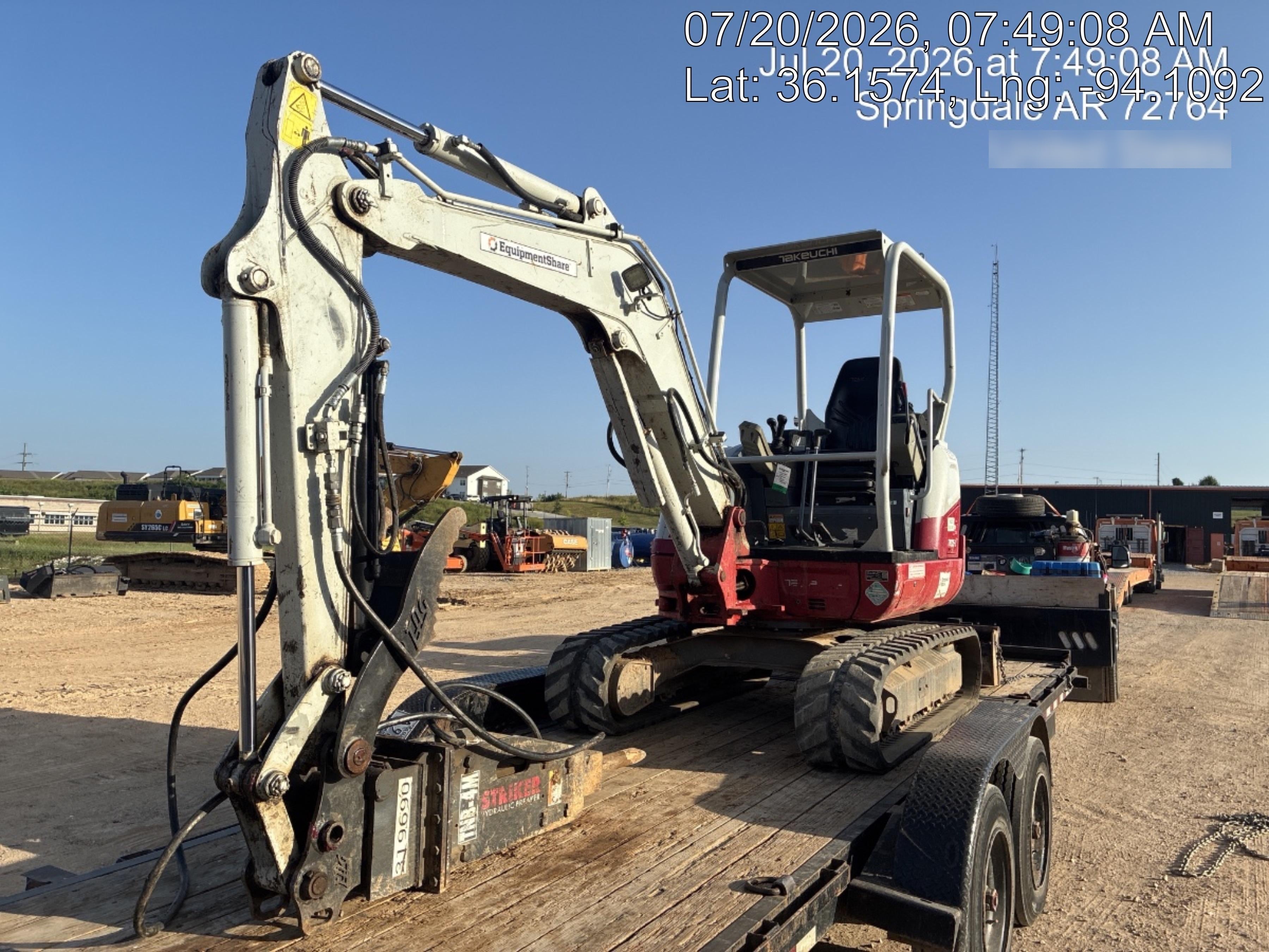2021 TAKEUCHI TB235-2R