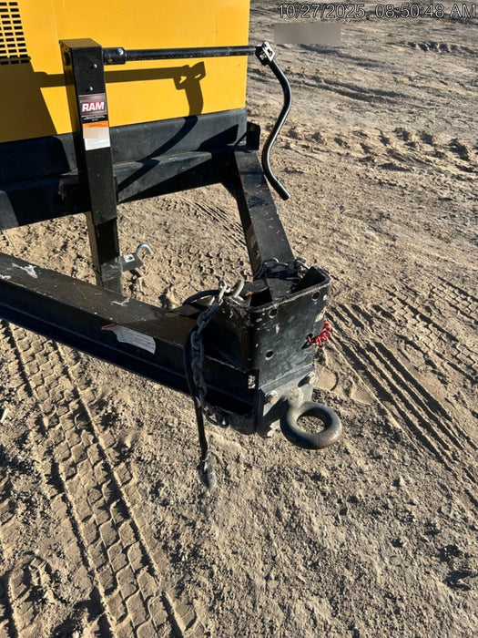 2021 Vac-Tron LP573XDT T4 Koehler Diesel Engine, 500 Gallon Debris Tank, x2 100 Gallon Water Tanks