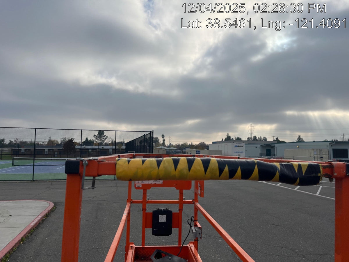 2022 JLG ES2632