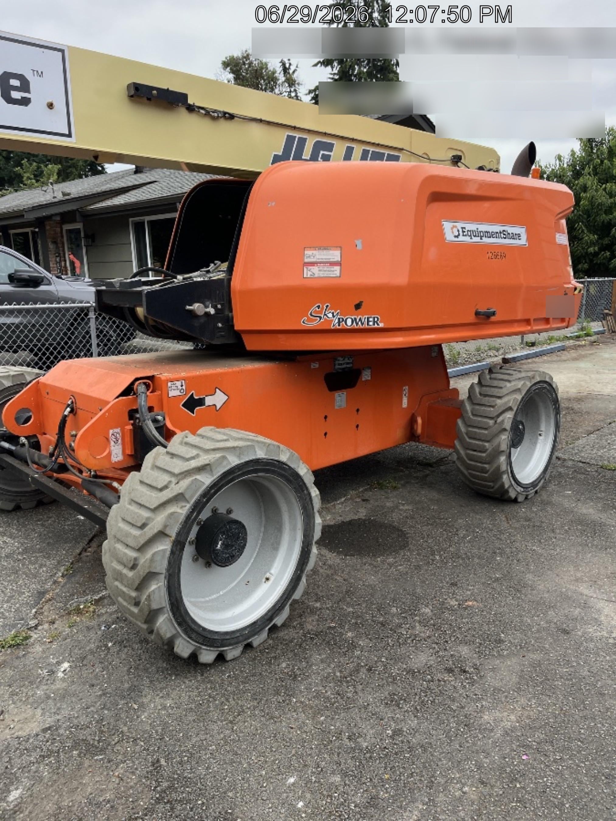 2021 JLG 660SJ