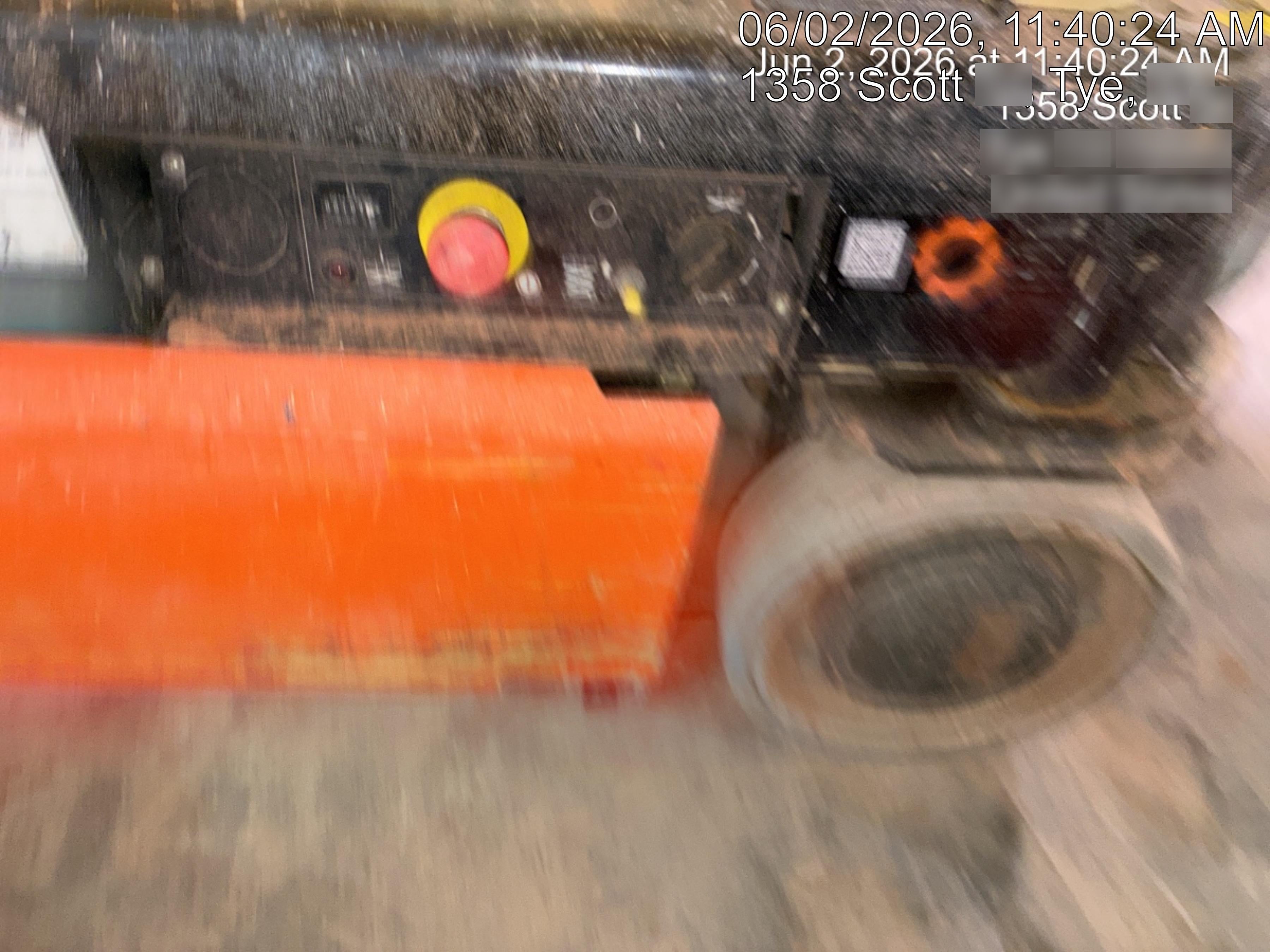 2022 JLG ES1932