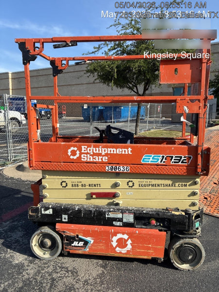 2023 JLG ES1932
