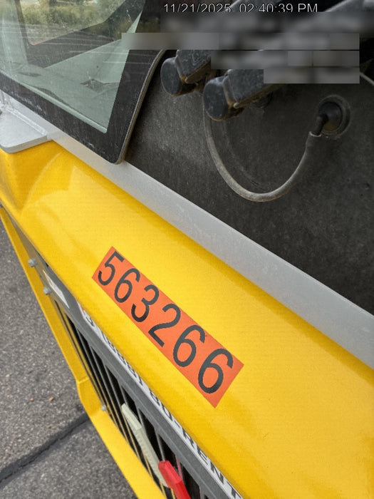 2025 WACKER NEUSON DV605 Cab Turf Tires