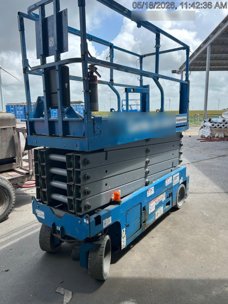 2017 Genie GS-3232 Genie GS3232 Narrow 32' Scissor Lift