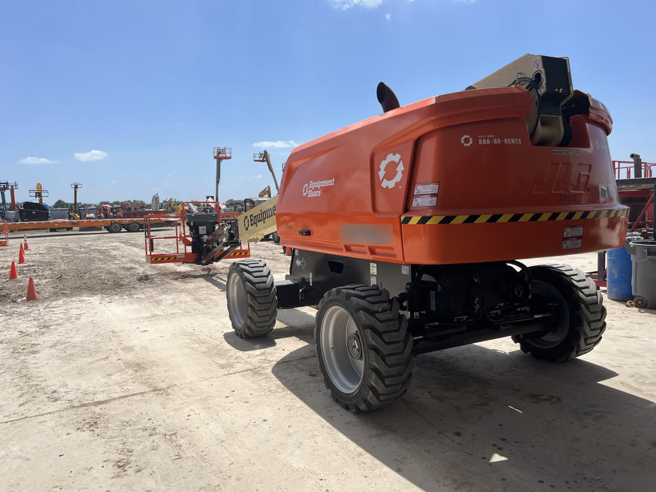 2023 JLG 660SJ