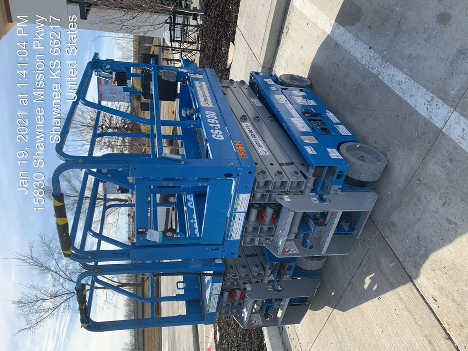 2020 Genie GS-1930 Solid Non Marking Tires, Beacon, Folding rails with half height swing gate