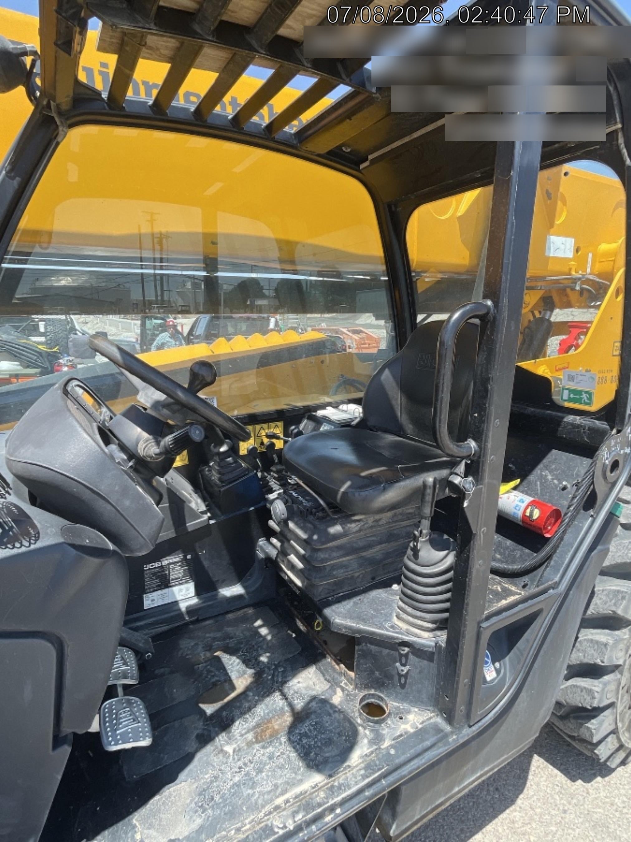 2023 JCB 510-56
