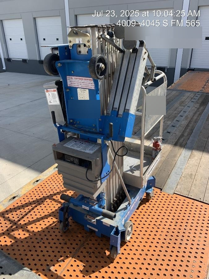 2019 GENIE AWP-30S