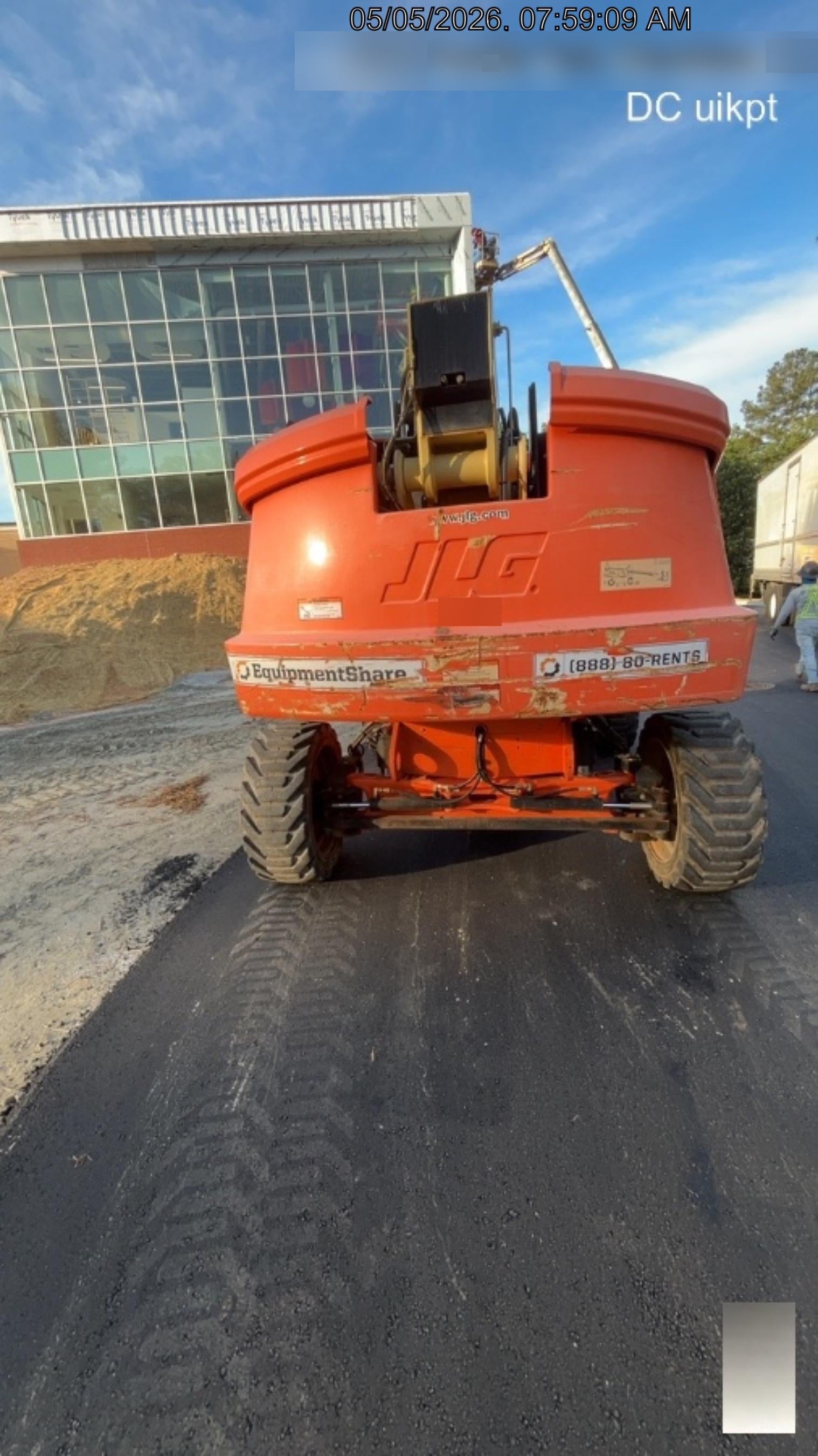 2020 JLG 660SJ