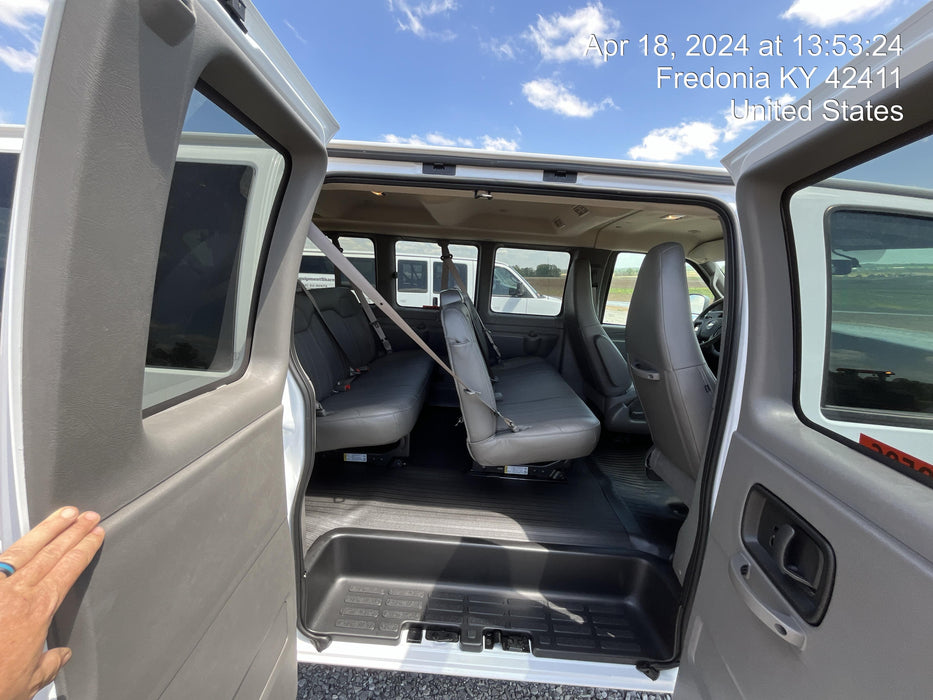 2023 CHEVROLET Express Van - Rental