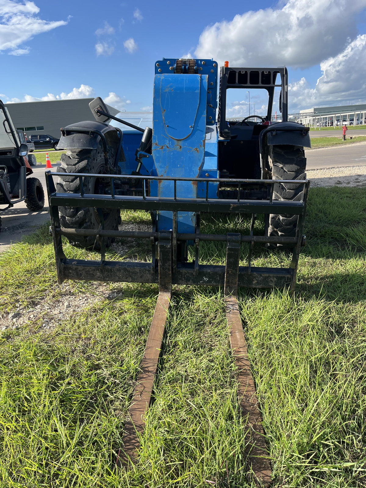 2017 Genie GTH-844 Genie GTH 844, Solid Tires, 60" carriage, Open ROPS - GTH08E-10906