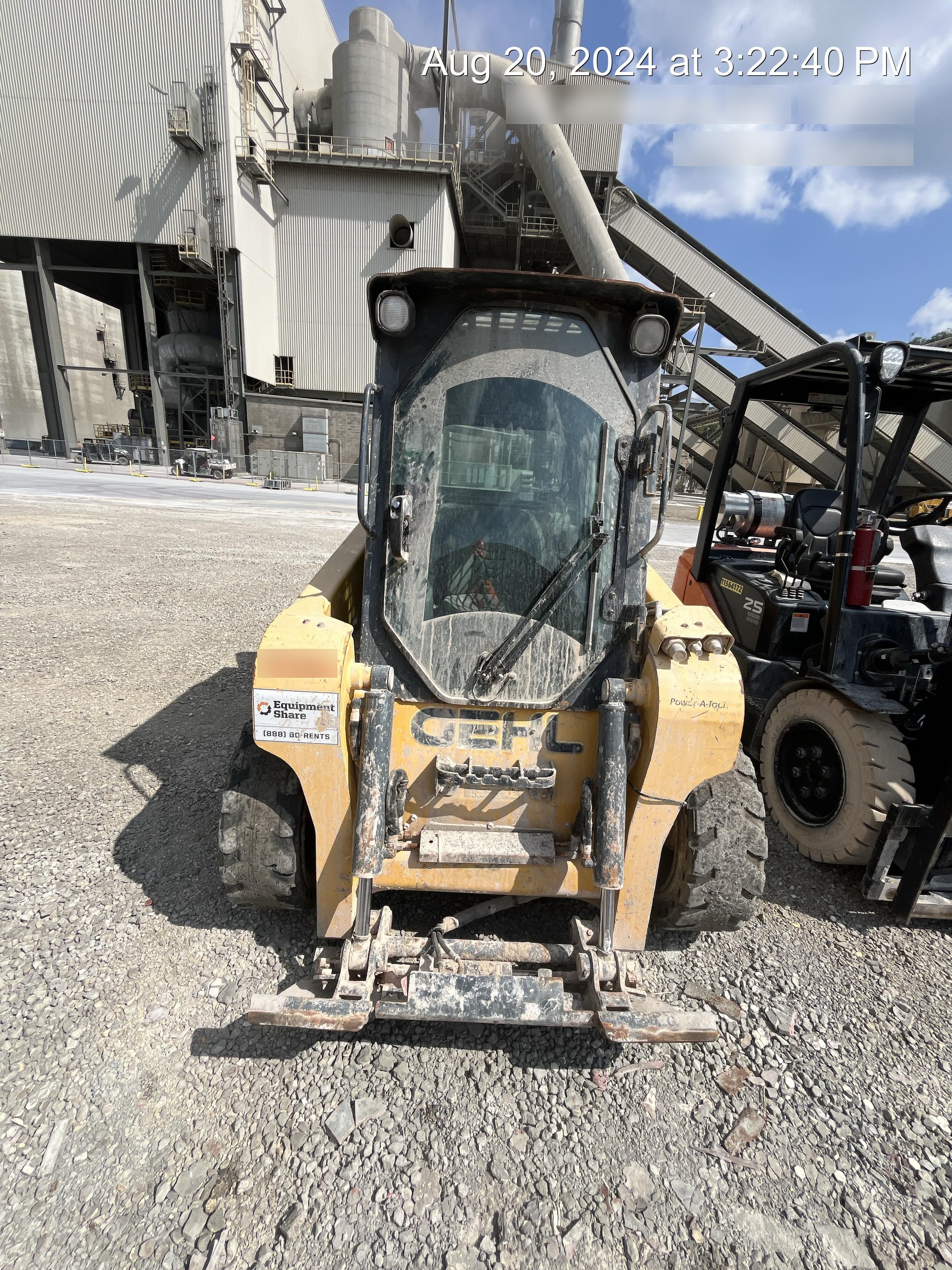 2016 GEHL R190