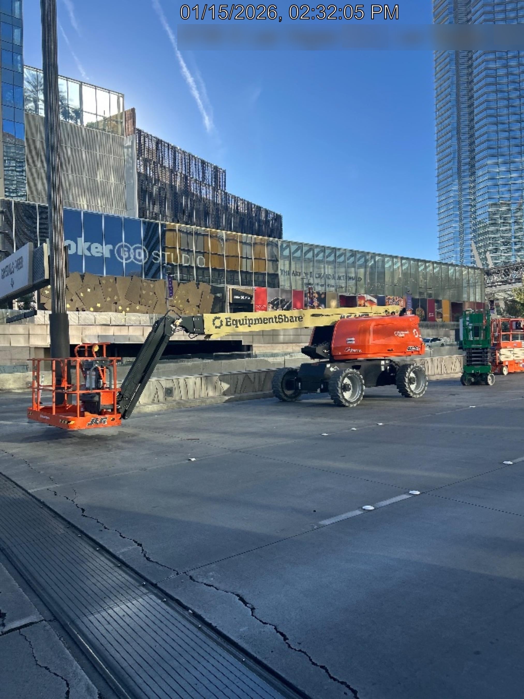2025 JLG 660SJ