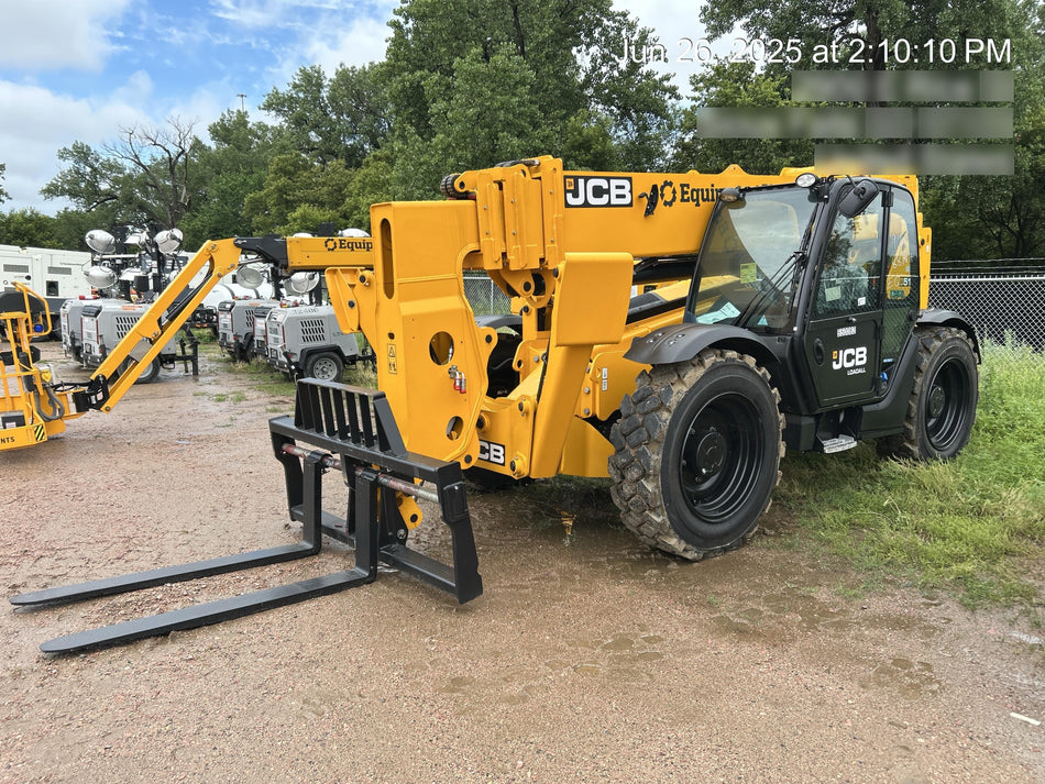 2025 JCB 512-56
