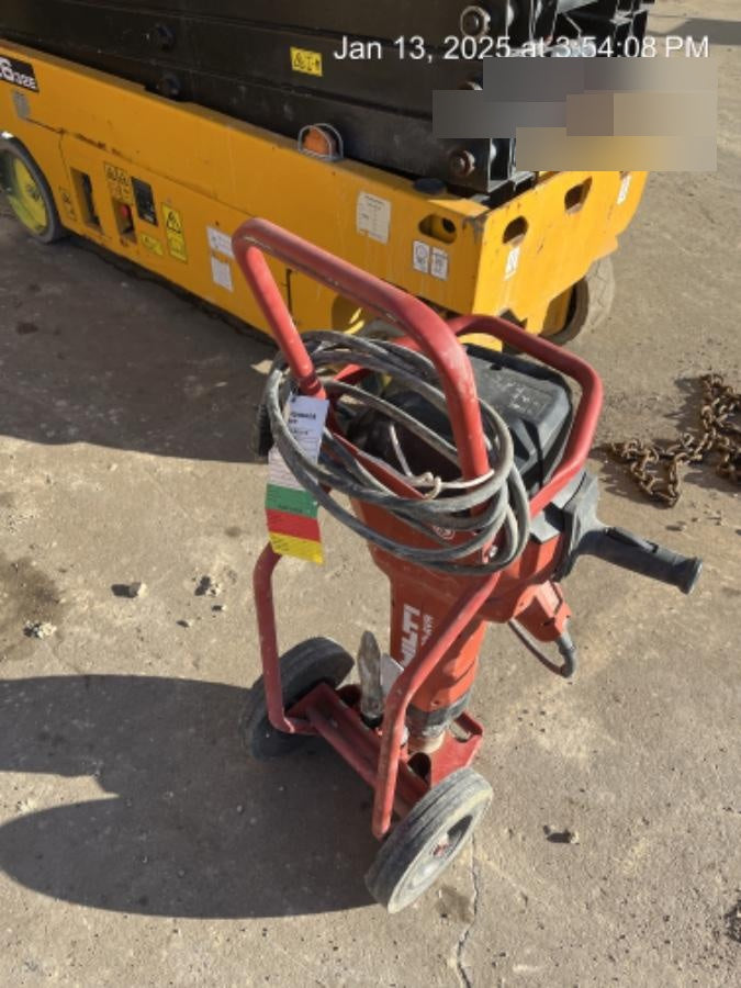 2023 HILTI TE 3000-AVR