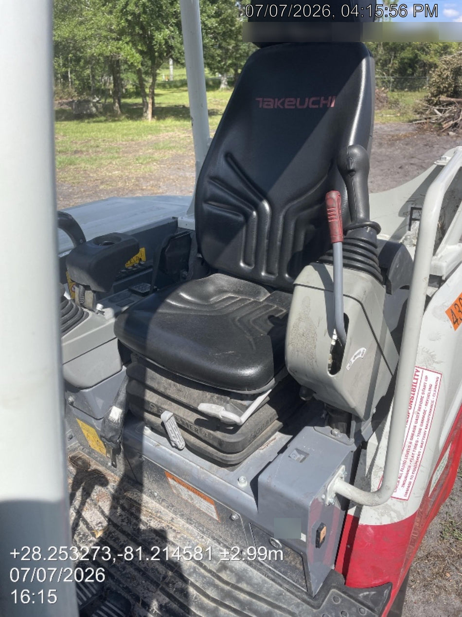 2024 TAKEUCHI TB250-2R