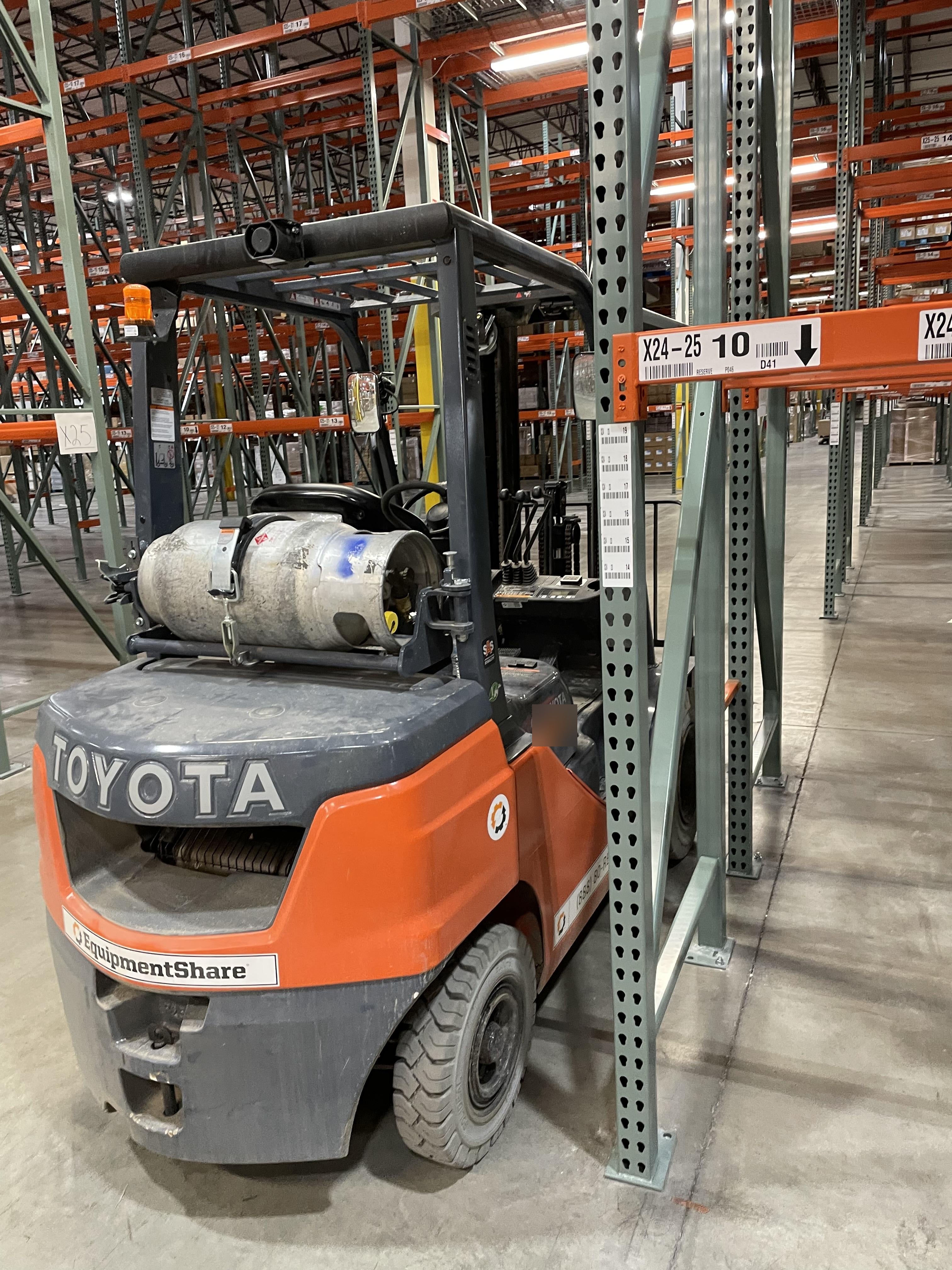 2022 TOYOTA 50-8FGU25