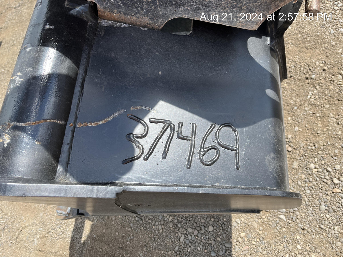 2023 SOLESBEE 36" Bucket, Tooth - Solesbee