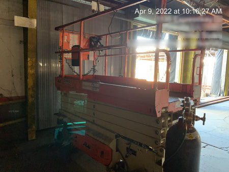 2016 JLG 3246ES