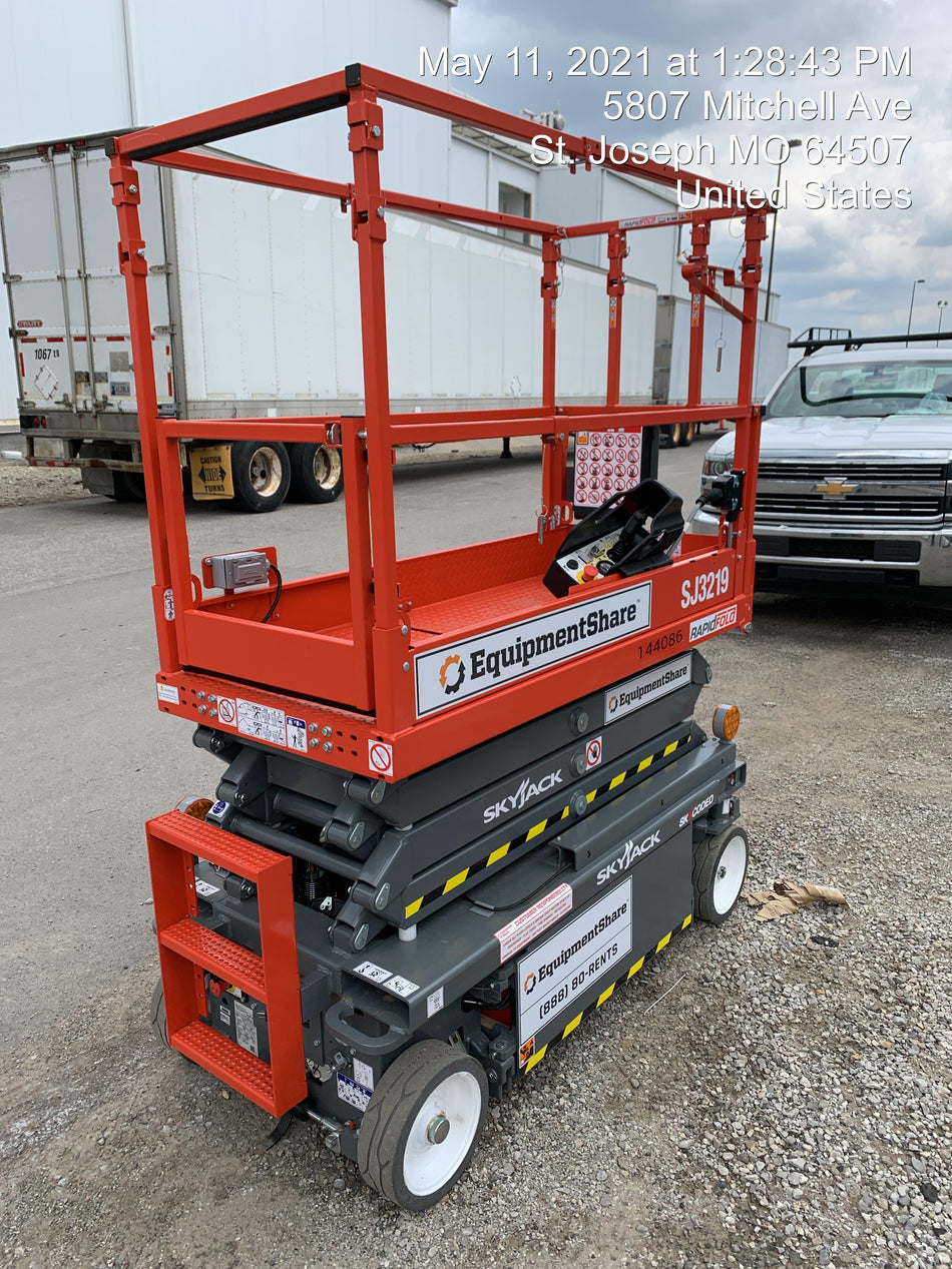 2021 SKYJACK SJ3219