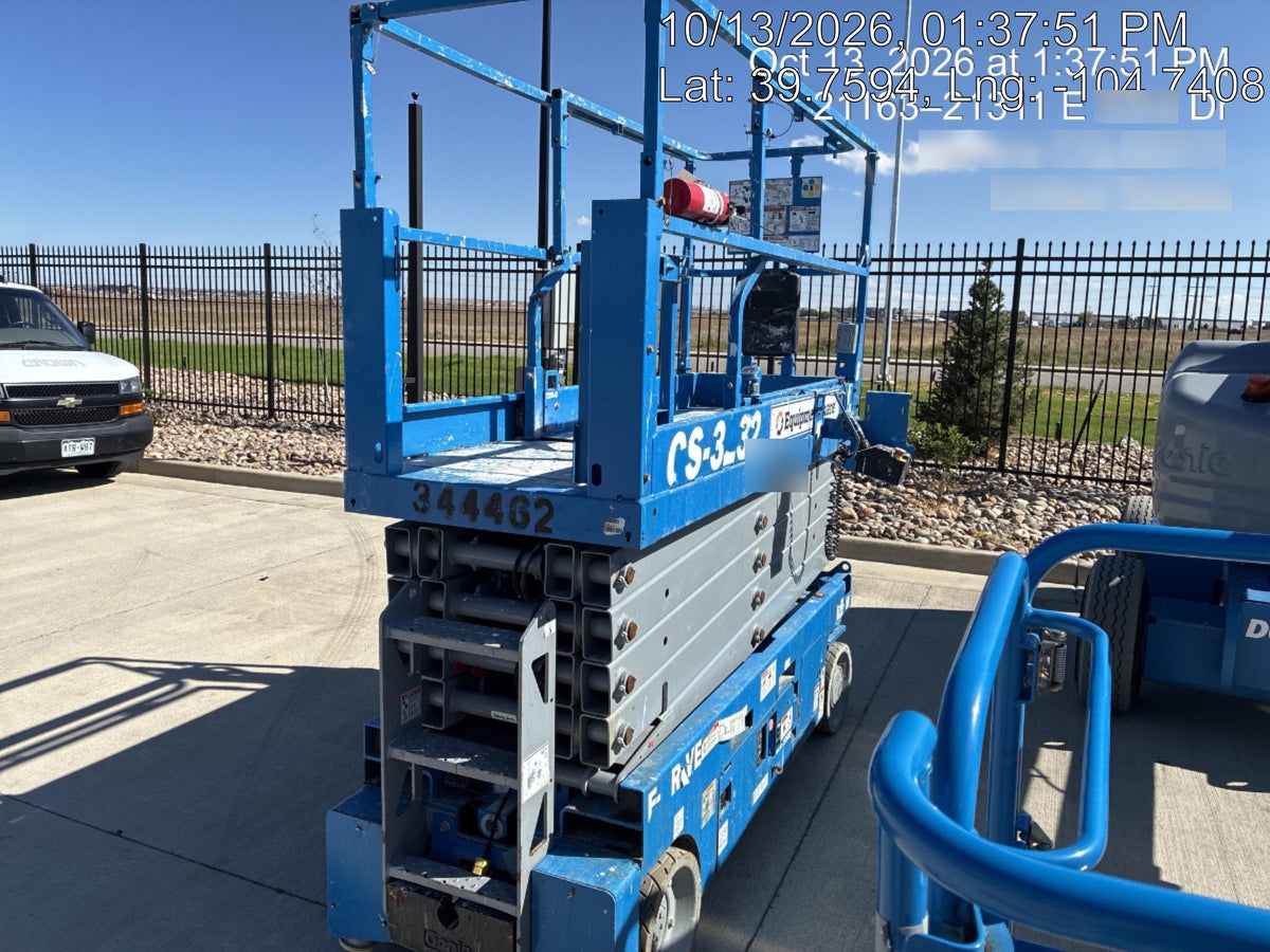 2023 GENIE GS-3232
