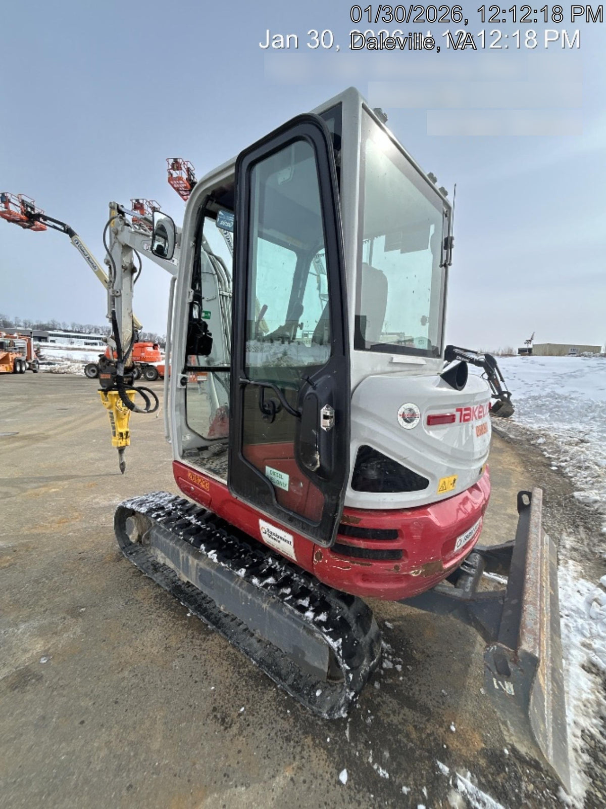 2022 TAKEUCHI TB235-2CR