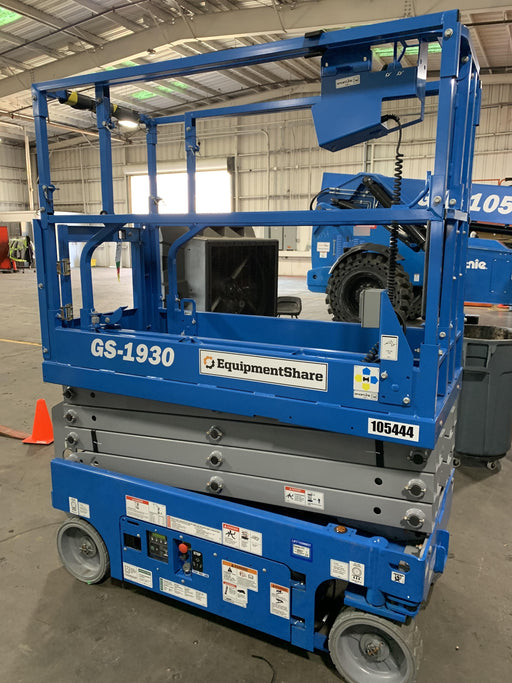 2020 Genie GS-1930 Solid Non Marking Tires, Beacon, Folding rails with half height swing gate, 800W Inverter