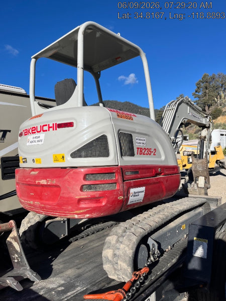 2024 TAKEUCHI TB235-2R