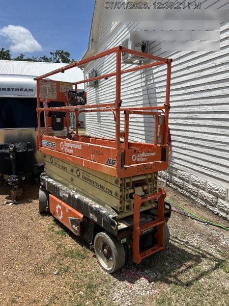 2022 JLG ES2632
