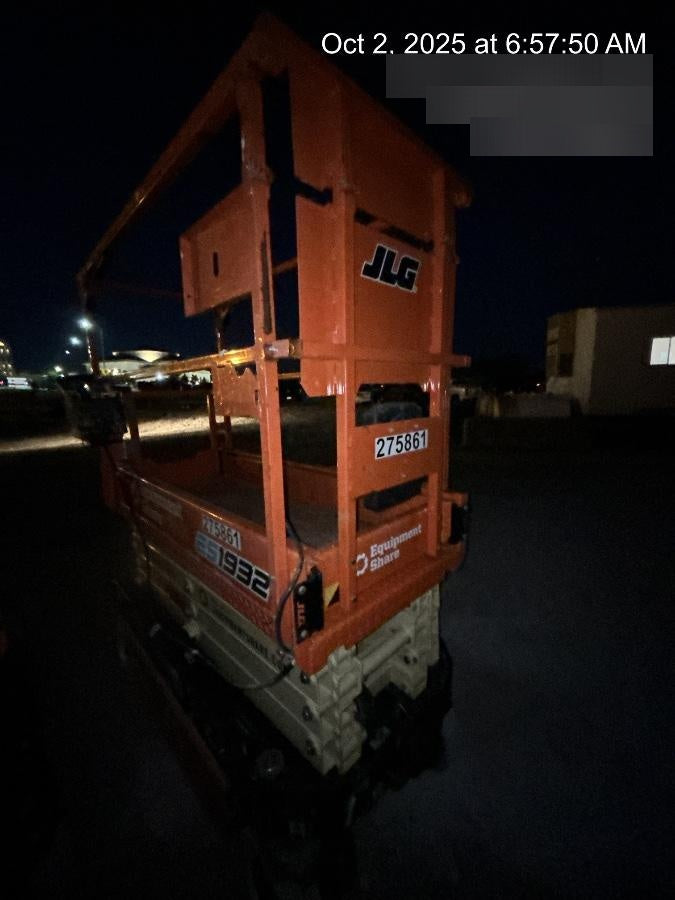2022 JLG ES1932