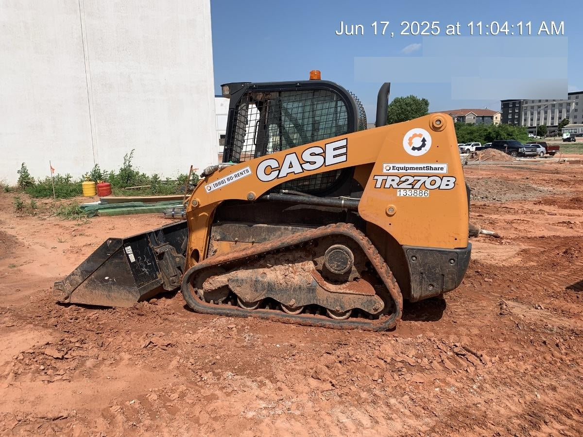 2021 CASE TV270B